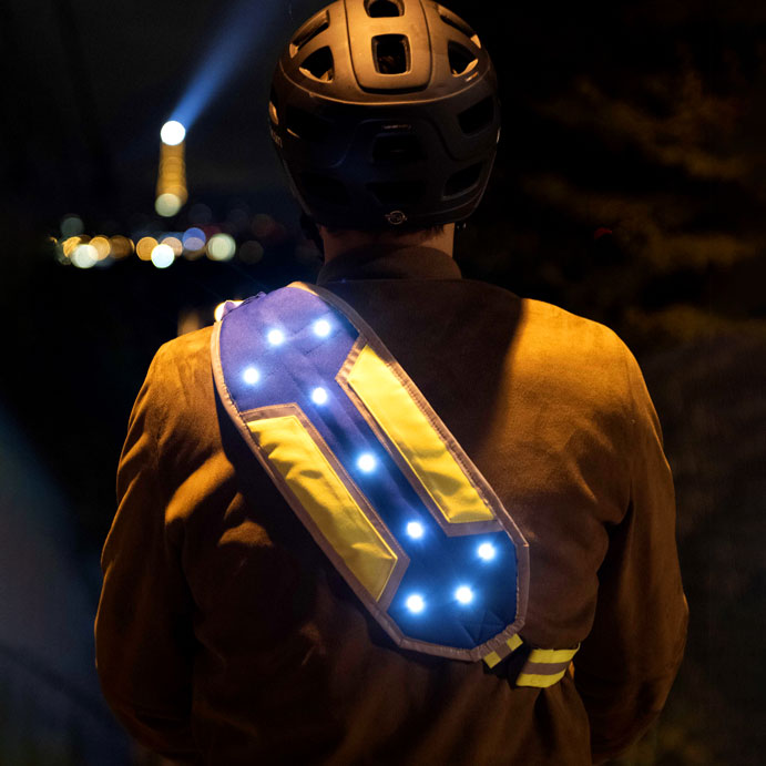Funmo Gilet de sécurité LED,3 Modes Gilet réfléchissant pour vélo